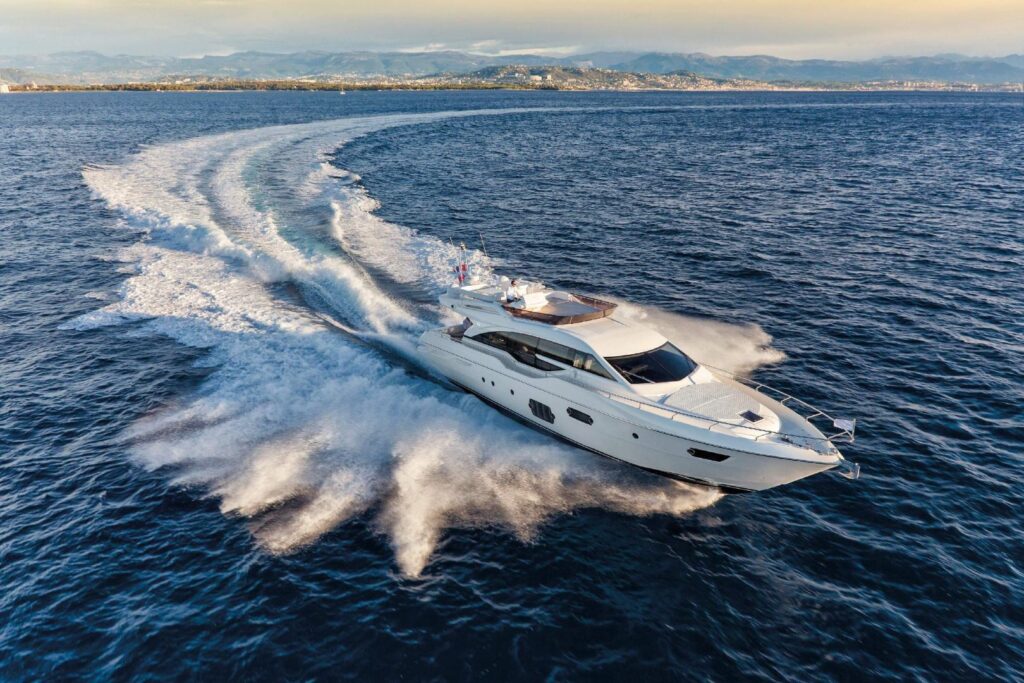 Yacht Spotlight: 2014 69′ Ferretti Yacht￼