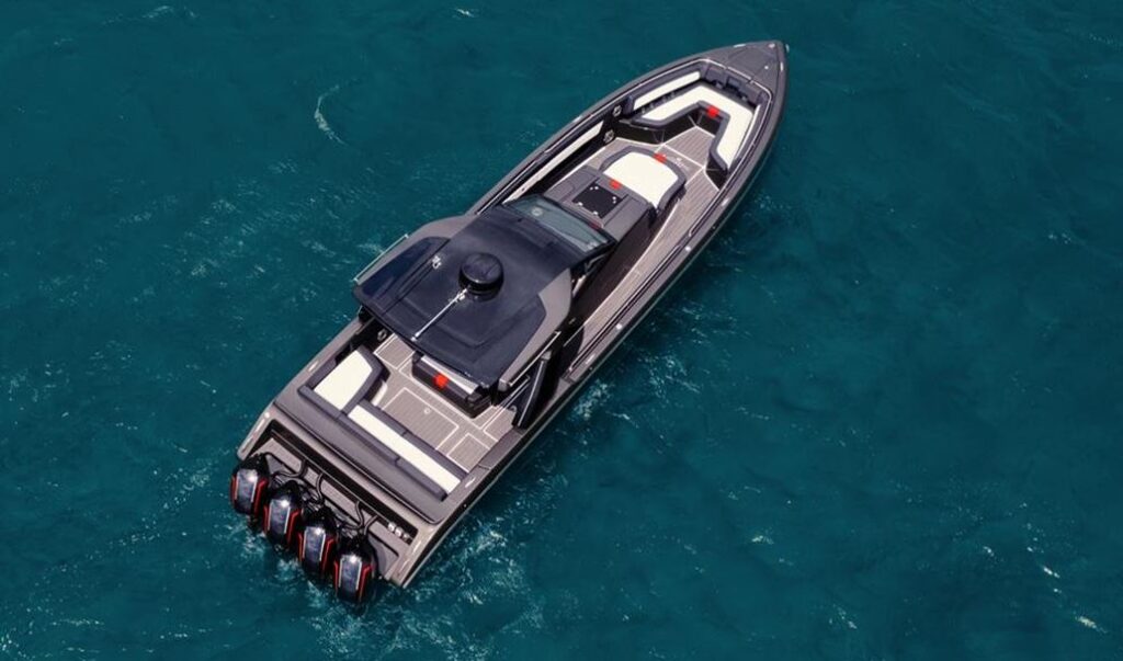 Product Spotlight: 41′ Cigarette Nighthawk – The Ultimate Fusion of Performance and Style